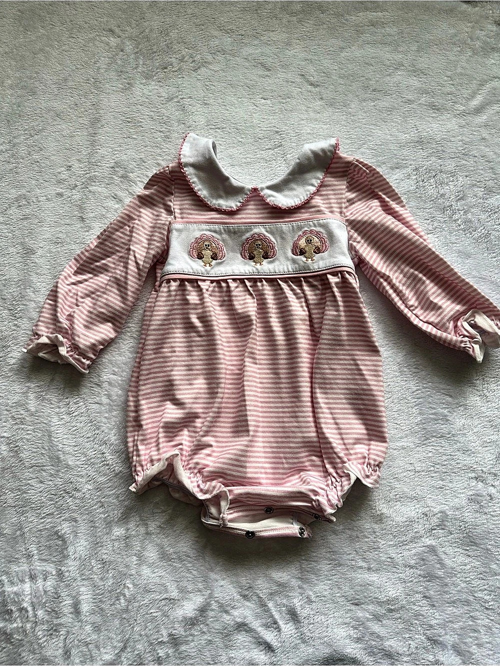 Abby & Evie Pink & White Striped Romper Baby 12M Like New